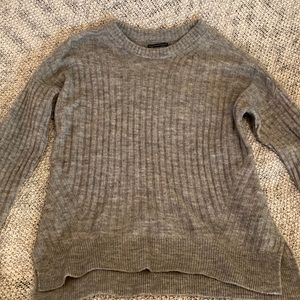 Soft gray Abercrombie & Fitch sweater